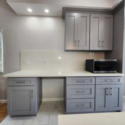 Solid Wood Kitchen cabinets