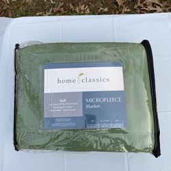 NEW Beautiful Soft Full/Queen Lime Green Microfleece Blanket