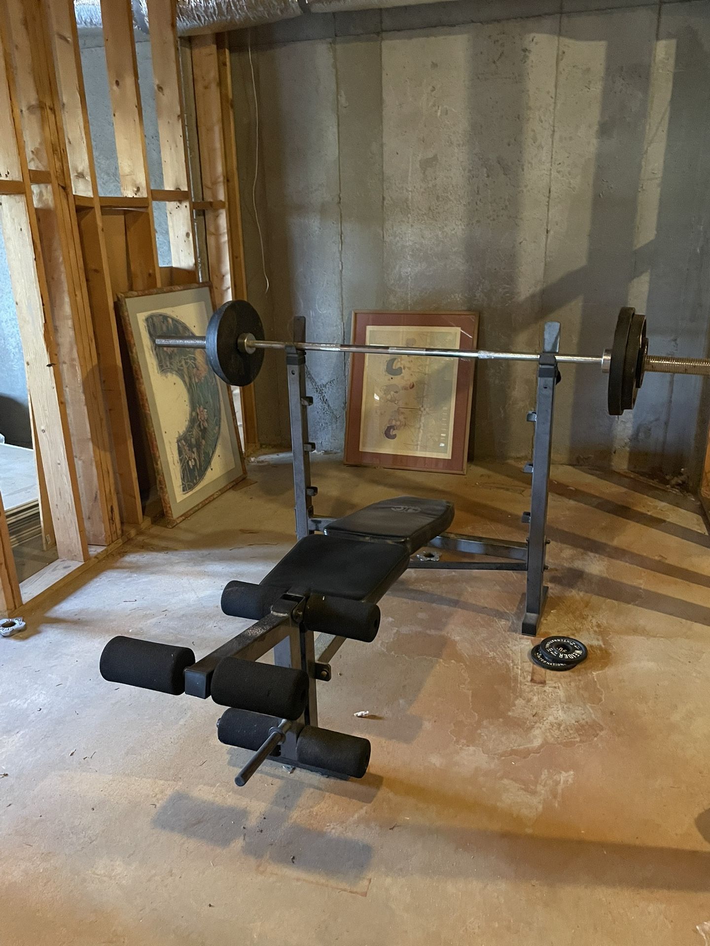 Bench Press Set – Bench, Rack, Barbell & Weights