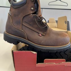 Red Wing Boots Size 10.5 New