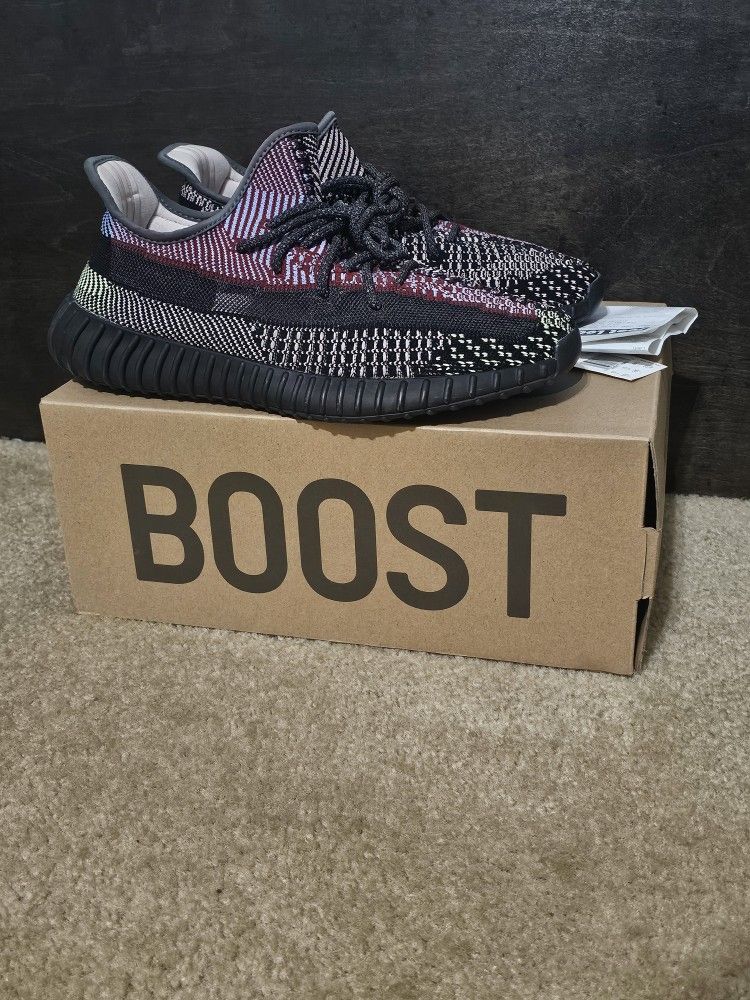 adidas Yeezy Boost 350 V2
Yecheil (Non-Reflective) Size 10.5M $250.00