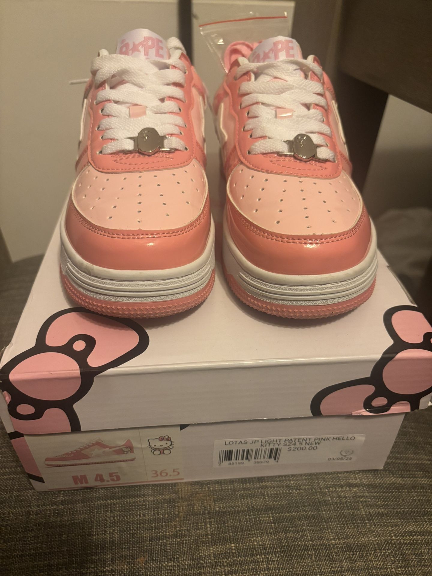 Bape Hello Kitty