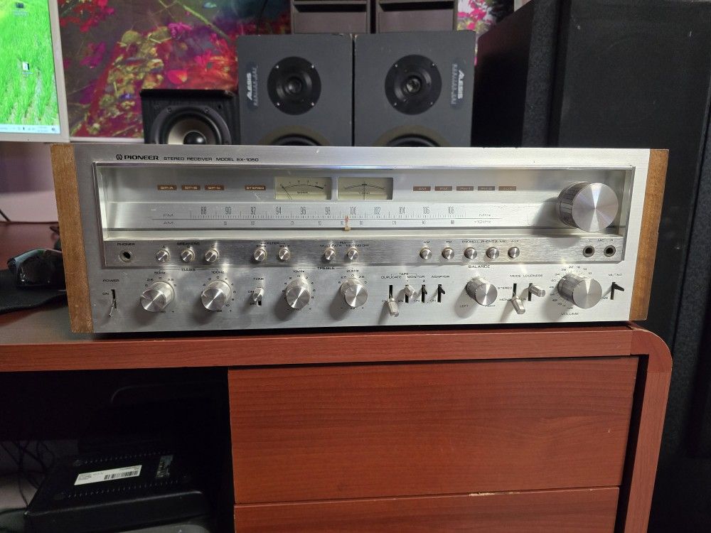 Pioneer Stereo Receiver Model Sx 1050