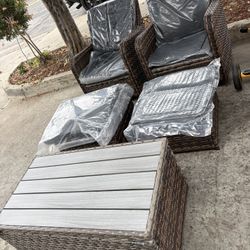 Two-tone Wicker Outdoor Furniture Patio Furniture Set - 5 Piece Patio Conversation Set with Swivel Rocker Chairs, Ottomans and Coffee Table with Stora