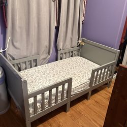 Dream On Me Polar Express Cama para Niño Pequeño en Gris Frío