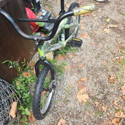 16" Avigo Rattlesnake Bike