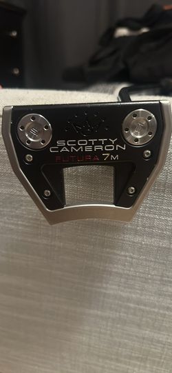 SCOTTY CAMERON FUTURA 7M PUTTER