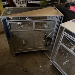 SET OF 2 Mirrored NIGHTABLE