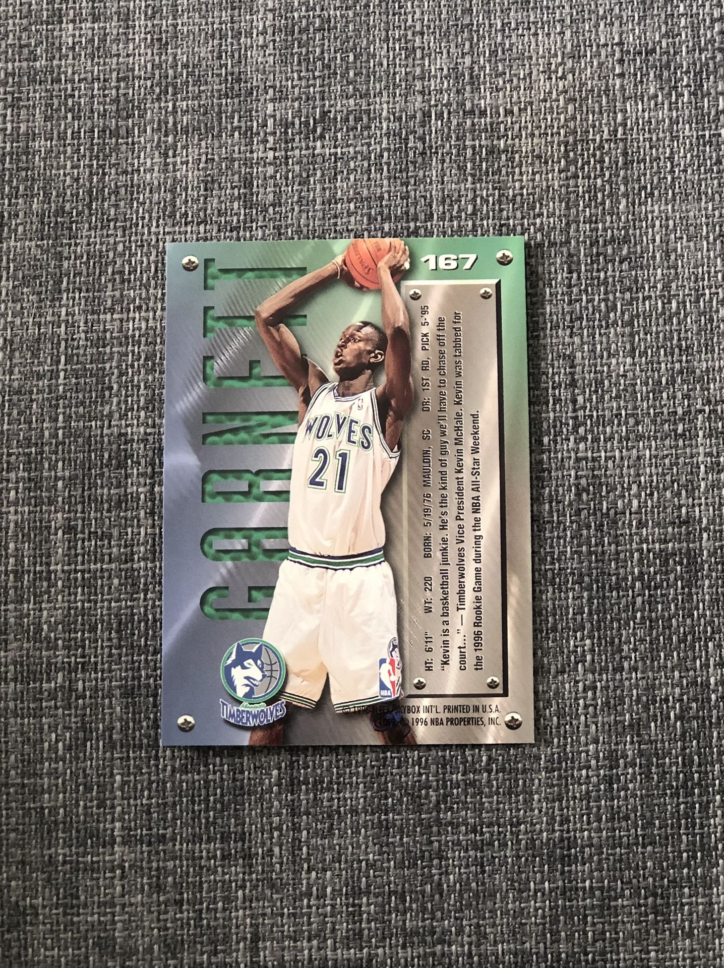 1995-96 Fleer Metal NBA Kevin Garnett Timberwolves Rookie Card # 167