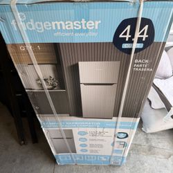 Fridge Master Mini Fridge