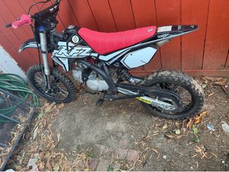 Apollo RFZ motor sports bike \Black SSR Motorsports bike