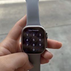 Apple watch 49M