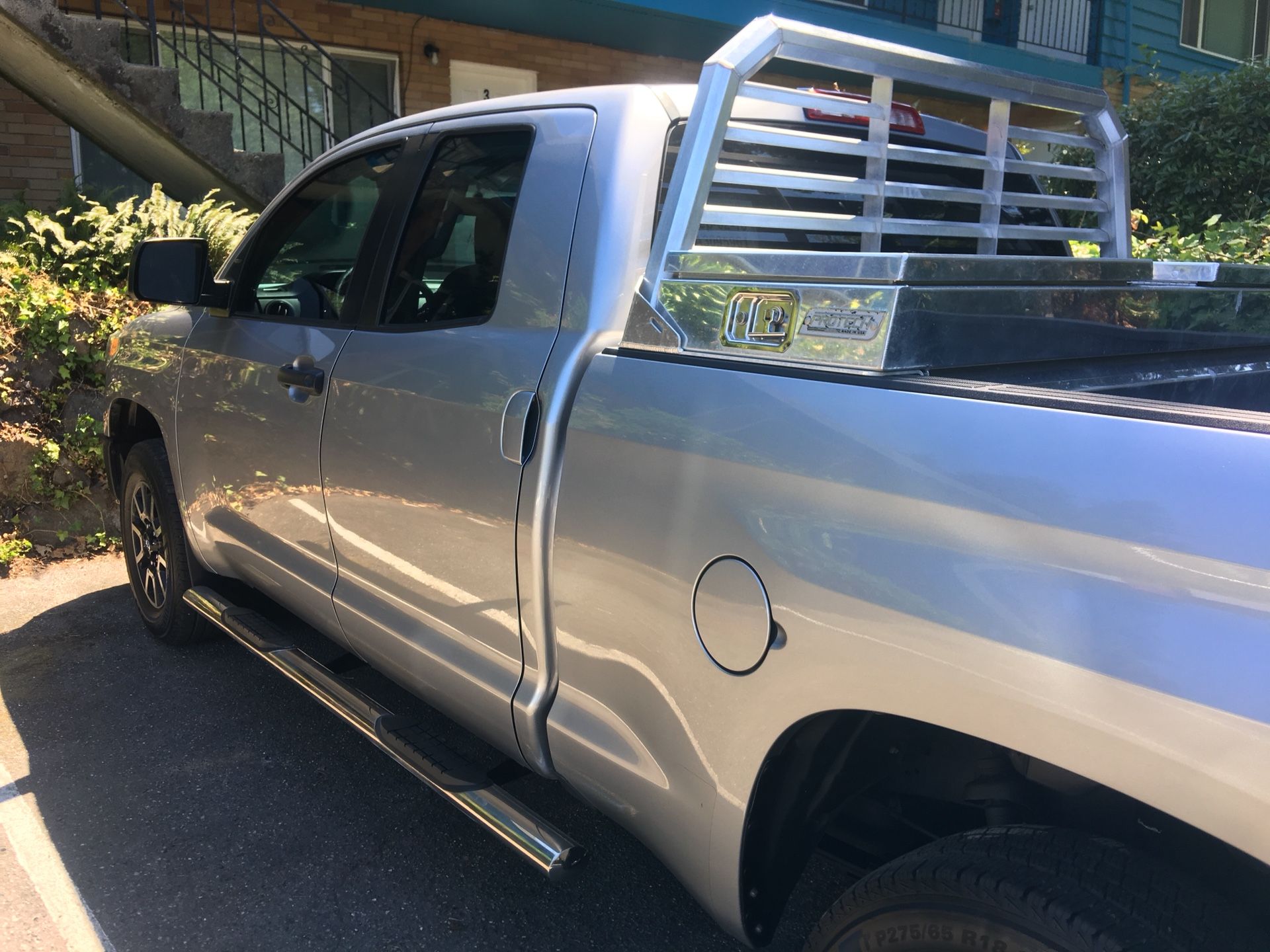 Protech headache rack & double lid box (Tundra)