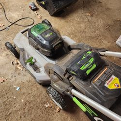 Evo Battery Lawnmower And Battery Plua Charger