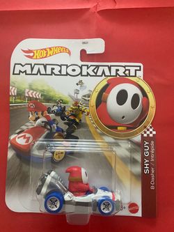 Hot Wheels Mario Kart Shy Guy B-Dasher