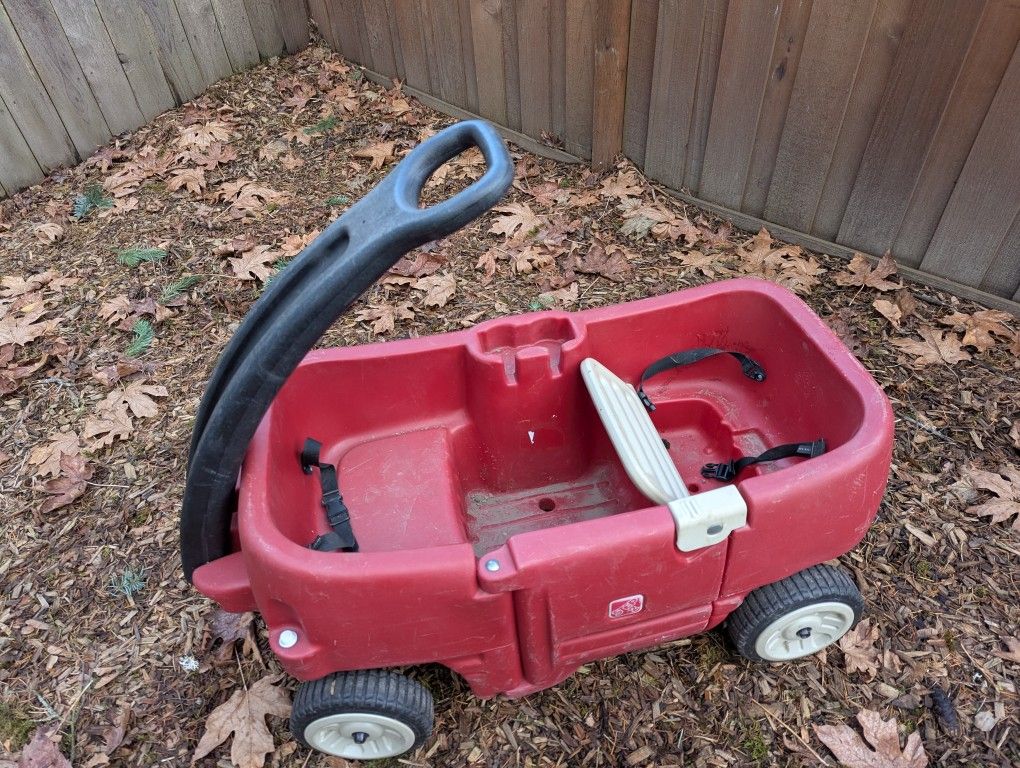 Radio Flyer Wagon With Storage Compartment And Cupholders!