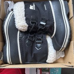 Sorel Yoot Pac Nylon Winter Boots Kids Size 10