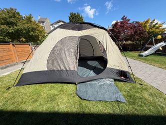 Eddie Bauer - 2 room tent