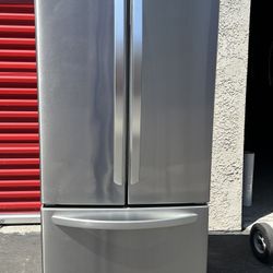 LG 30 Wide French Door Stainless Steel Refrigerador