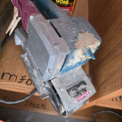 Makita Belt Sander 
