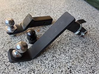 Trailer Hitch Ball Mounts with Hitch Balls