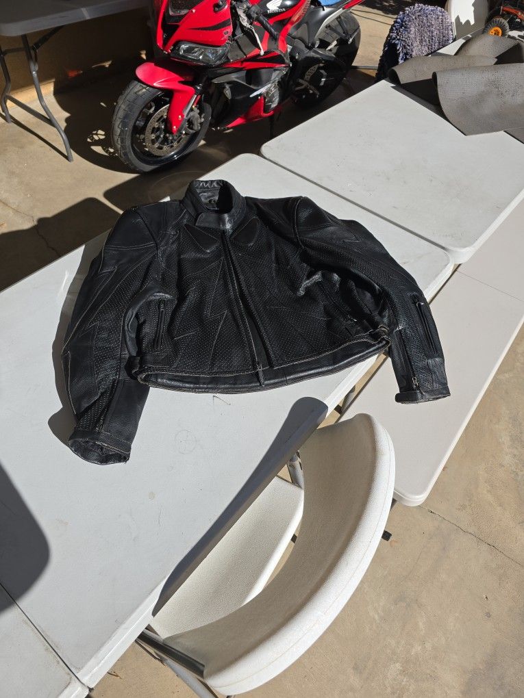 TEKNIC LEATHER MOTORCYCLE JACKET