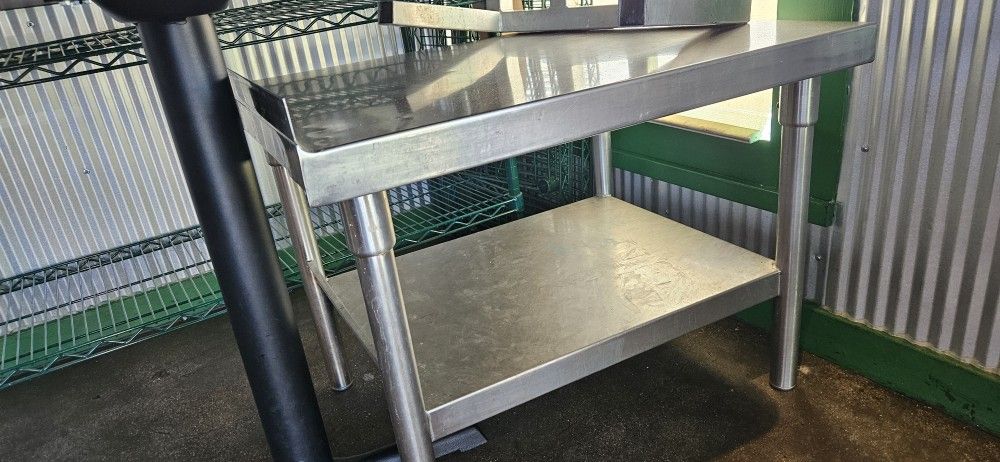 Restaurant Stainless Steel Filler Table