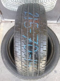 One used 215 70 14 Futura tire