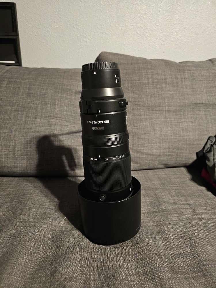 NIKKOR Z 180-600mm f/5.6-6.3 VR