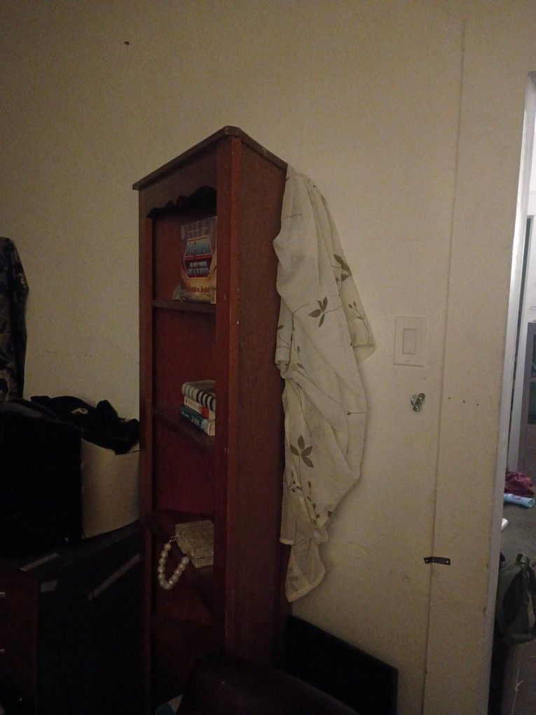 Wooden Corner Shelf 5'5 Feet Tall