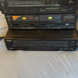 TECHNICS STEREO SYSTEM AND TEAC CD MULTI PLAYER