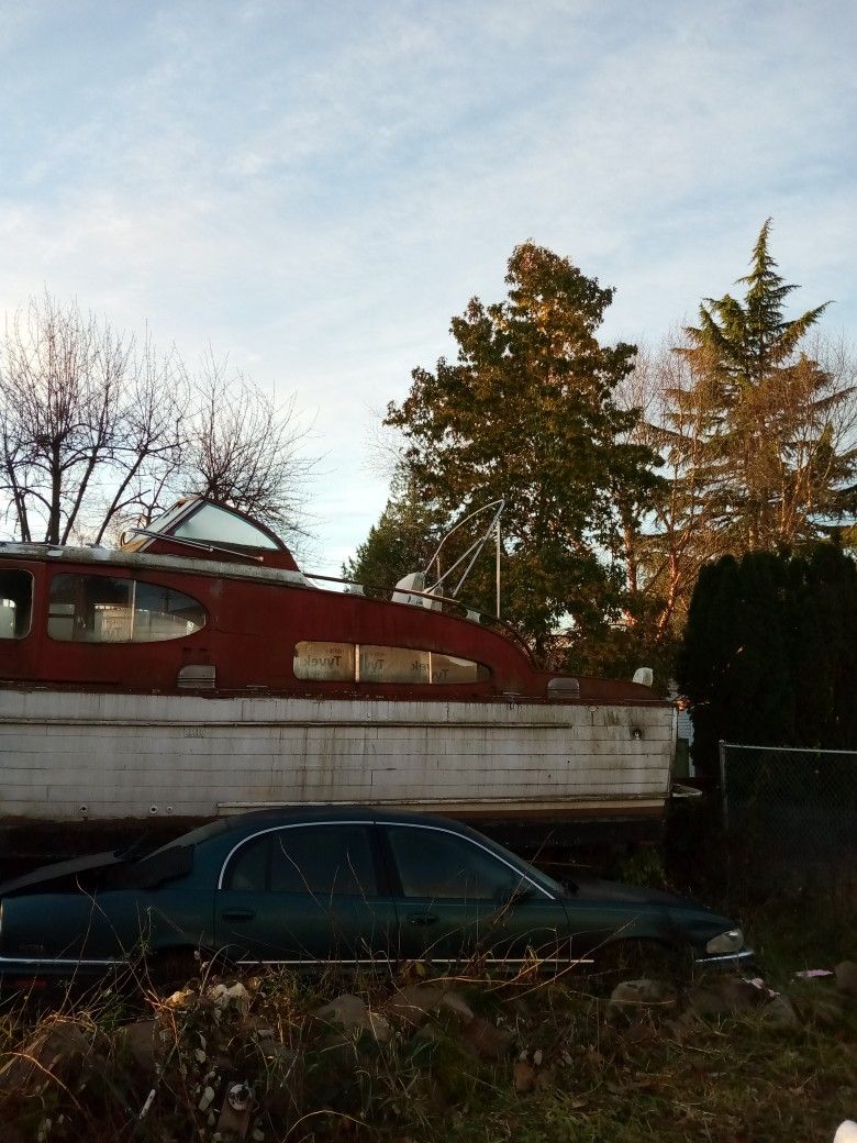 Chris Craft Boat
