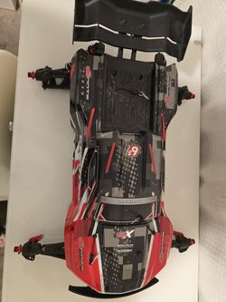 Arrma Kraton Blx 6s
