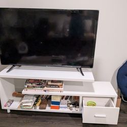55 Inch FireTV + TV stand