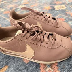Women’s Nike Cortez | Unique | Lavender/Light Pink