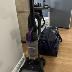 Bissell PowerForce Helix Vacuum