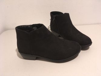 Girls Black Boots