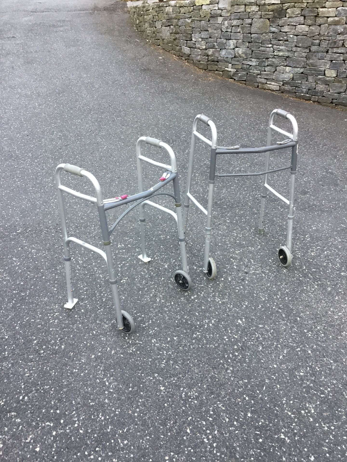 Elderly aluminum adjustable walker