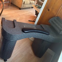 Nail Table