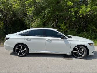 2021 HONDA ACCORD SPORT SEDAN 2 OWNER CLEAN*FL TITLE*WARRANTY TRADES  115,000 MILES  CLEAN FLORIDA TITLE  2 OWNER  ZERO ISSUES  GREAT ON GAS  NO LEAKS