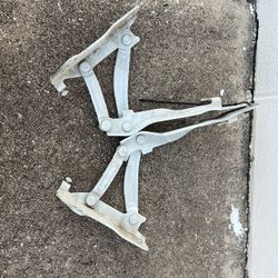 KIA SOUL FRONT RIGHT AND LEFT HOOD HINGES OEM 2014-2019 