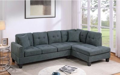 Sectional Sofa Ash Black or Dark Coffee Accent Pillows Nailhead Trim 99x66