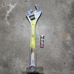 Pittsburg 18 Inch Adjustable Wrench
