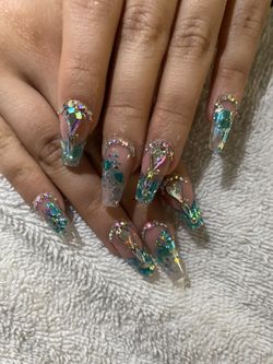 1st Class nails 20% off for Allsteas Sevice