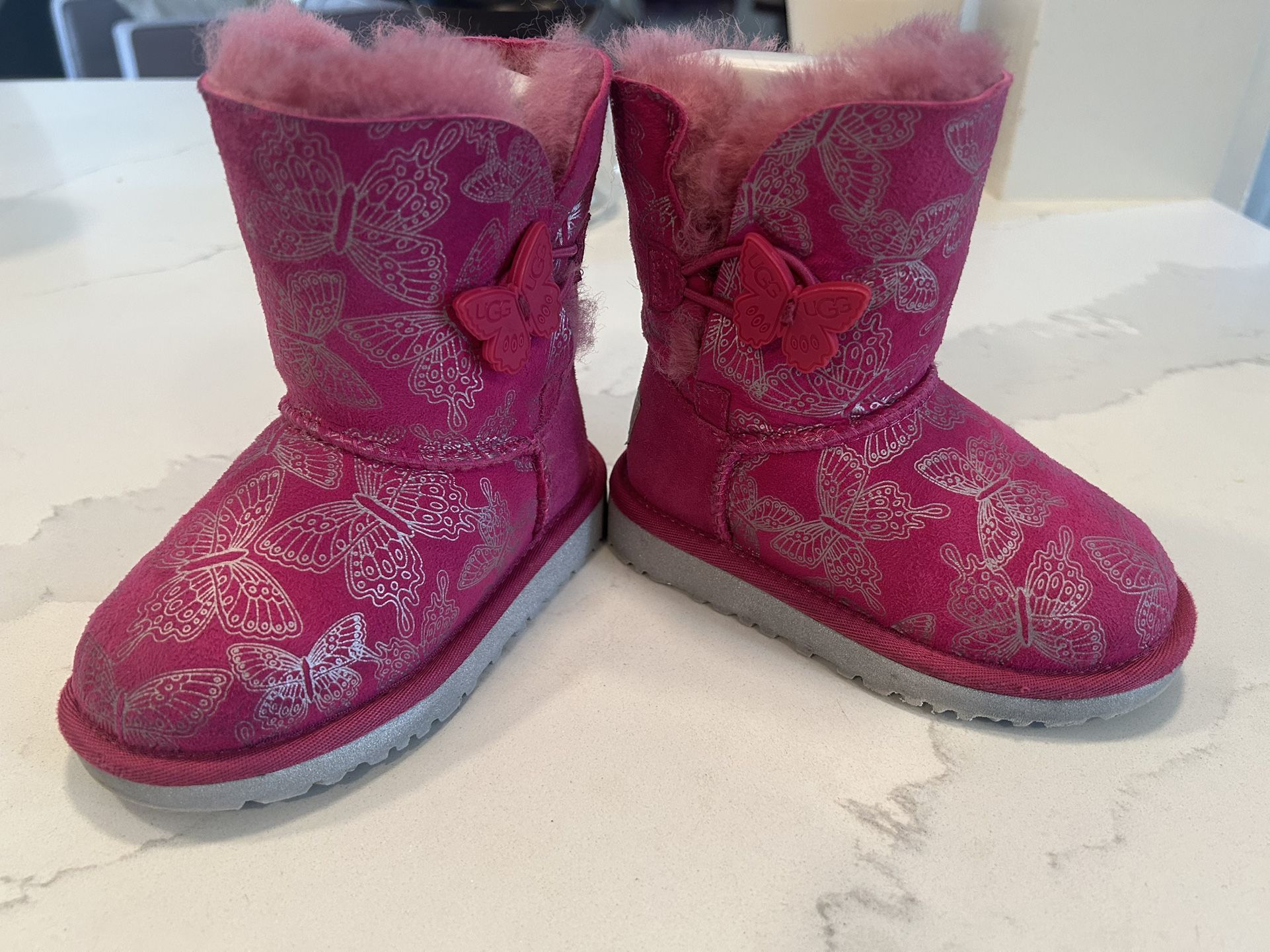 Ugg Australia Bailey Button Butterfly Boots Pink Girls Size 8