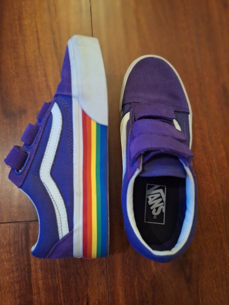 🌈 Vans
Old Skool V Platform Rainbow 🌈