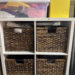 Storage Unit with Baskets