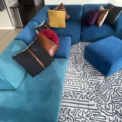 Gently Used Teal Castlery modular Sectional