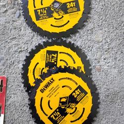DeWalt Circular Saw Blade 7 1/4 Inch