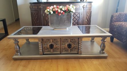Antique gray Solid wood table